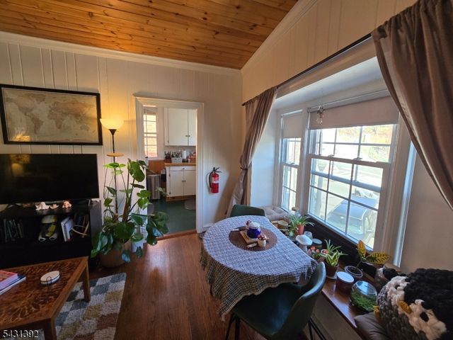 75 Main St, Sussex Boro, NJ 07461