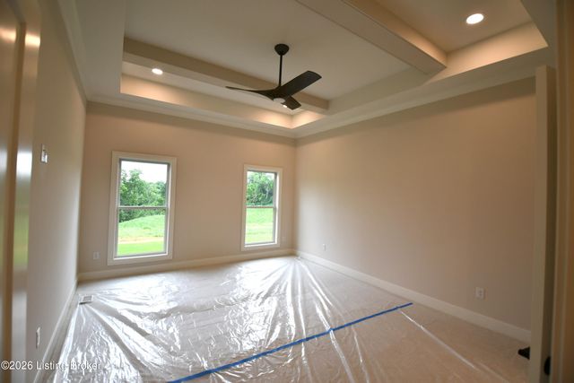 134 Noblewood Blvd, Jeffersonville, IN 47130