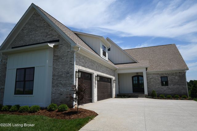 134 Noblewood Blvd, Jeffersonville, IN 47130