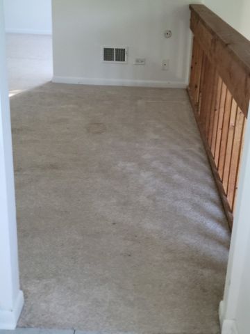 943 Clark Drive 943, Gurnee, IL 60031