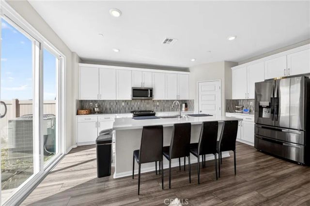 35357 Hutchinson Place, Beaumont, CA 92223