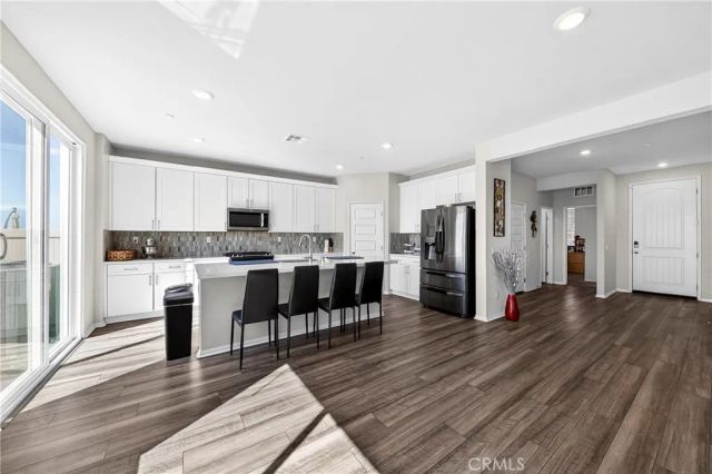 35357 Hutchinson Place, Beaumont, CA 92223