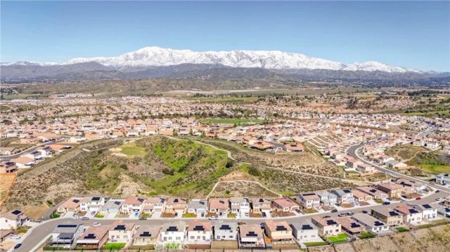 35357 Hutchinson Place, Beaumont, CA 92223