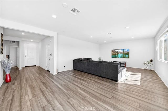 35357 Hutchinson Place, Beaumont, CA 92223