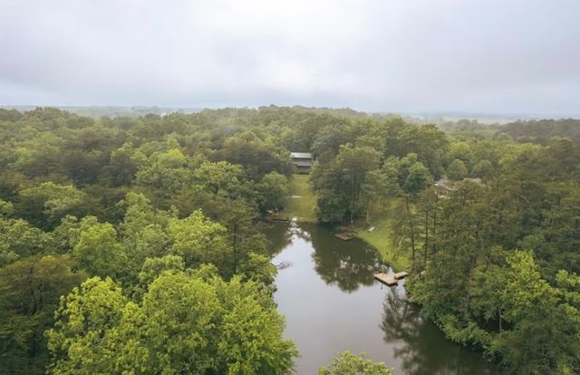 298 Eagle Lake Rd, Coalmont, TN 37313