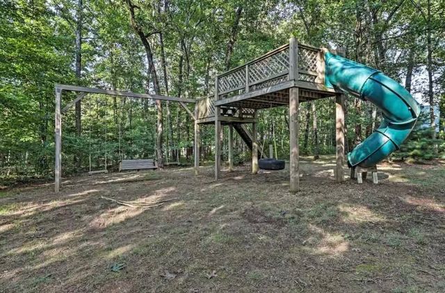298 Eagle Lake Rd, Coalmont, TN 37313