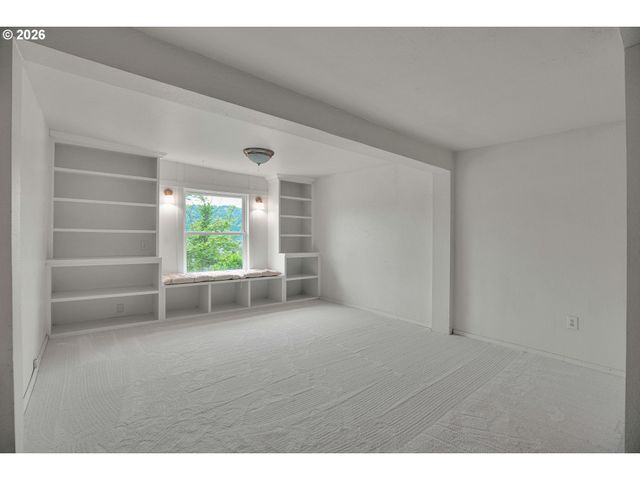 6740 N WILLAMETTE Blvd, Portland, OR 97203