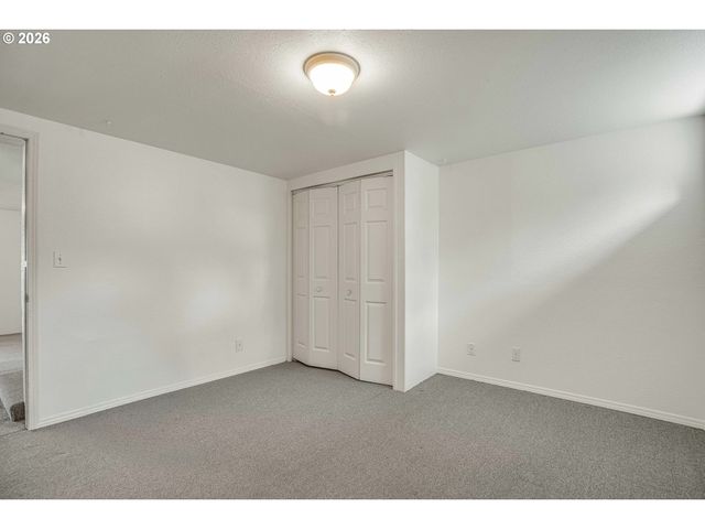 6740 N WILLAMETTE Blvd, Portland, OR 97203