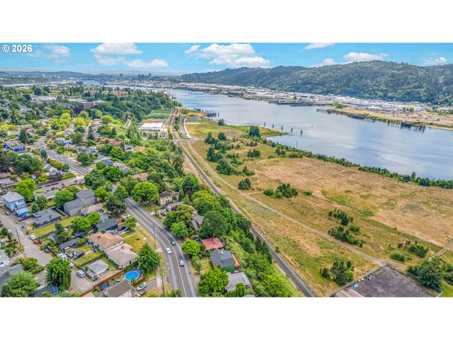 6740 N WILLAMETTE Blvd, Portland, OR 97203