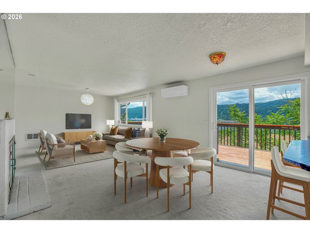6740 N WILLAMETTE Blvd, Portland, OR 97203