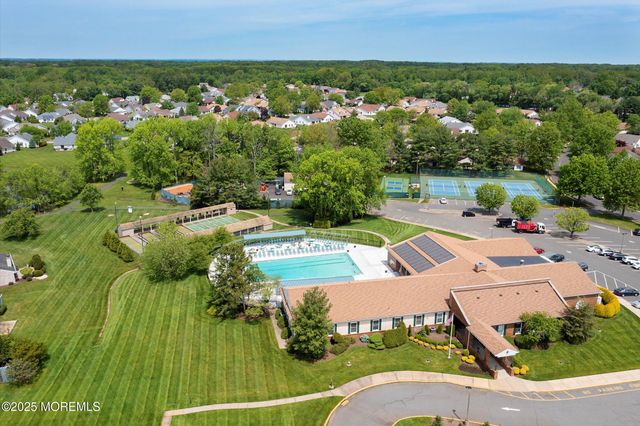 14 Weston Court, Marlboro, NJ 07746