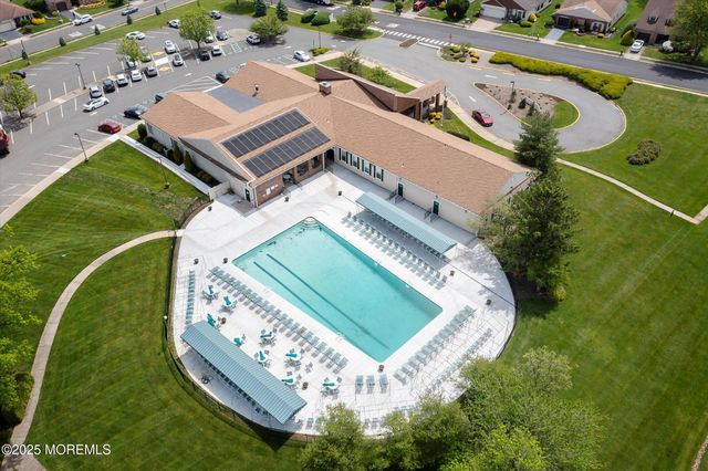 14 Weston Court, Marlboro, NJ 07746