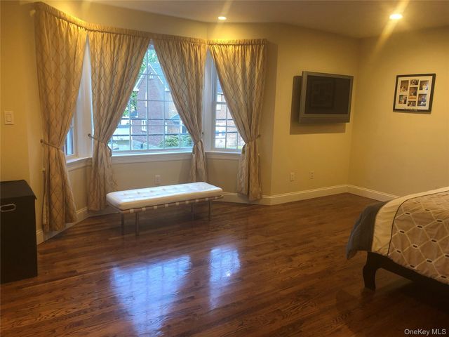 40 Ellsworth Avenue Front, Harrison, NY 10528