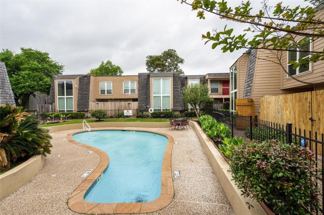 16120 Stuebner Airline Road 501, Spring, TX 77379