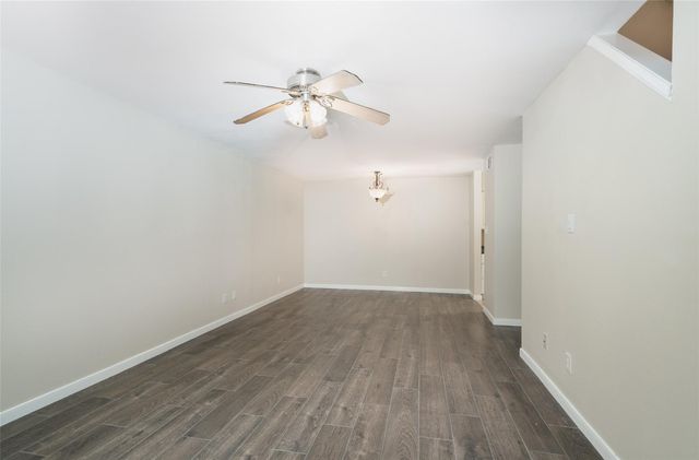 16120 Stuebner Airline Road 501, Spring, TX 77379