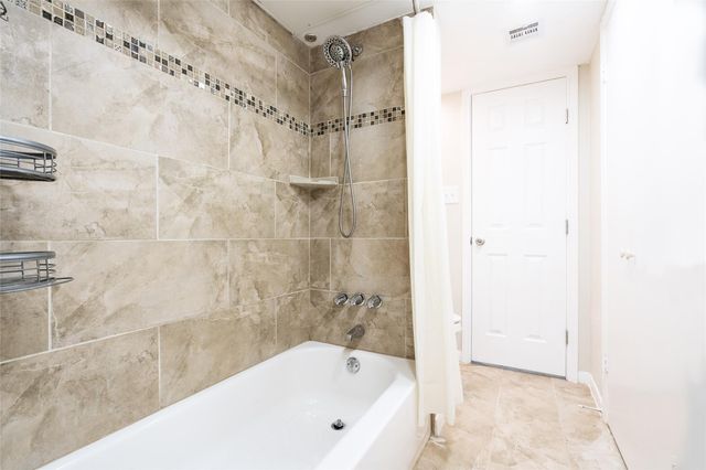 16120 Stuebner Airline Road 501, Spring, TX 77379