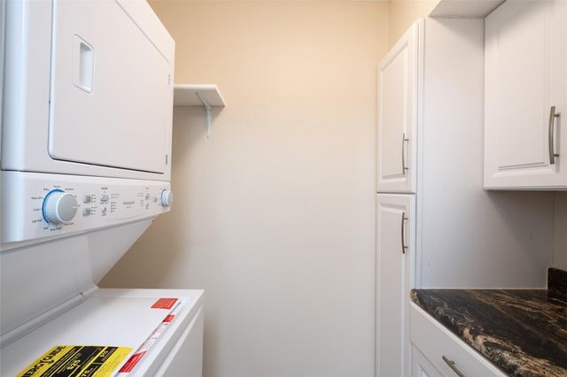 16120 Stuebner Airline Road 501, Spring, TX 77379