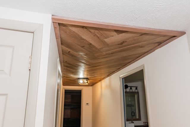 20390 Catfish Lane, Wheatland, MO 65779