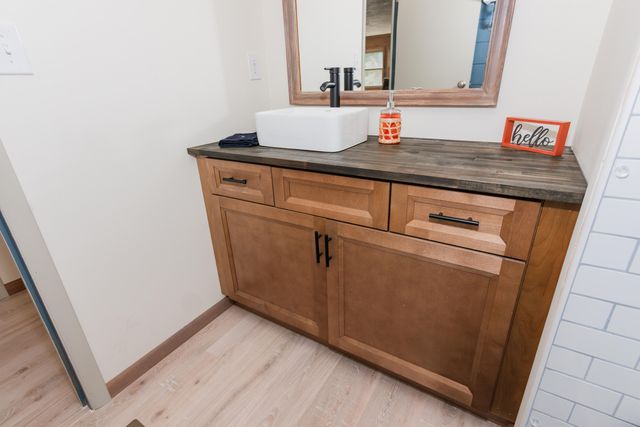 20390 Catfish Lane, Wheatland, MO 65779