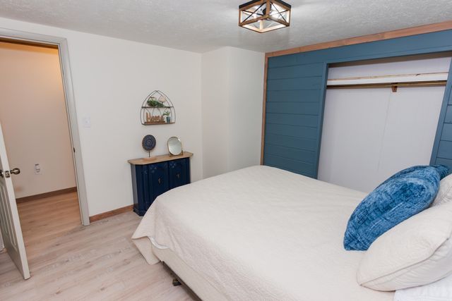 20390 Catfish Lane, Wheatland, MO 65779