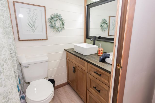 20390 Catfish Lane, Wheatland, MO 65779