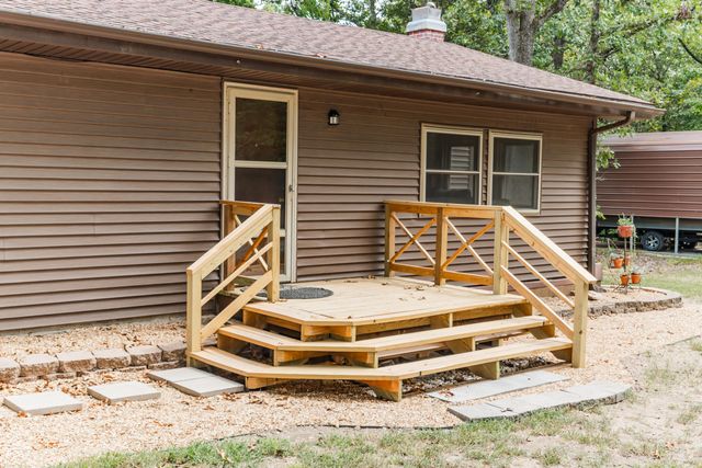 20390 Catfish Lane, Wheatland, MO 65779