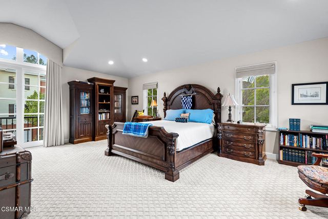 2378 Heatherbank Court, Thousand Oaks, CA 91361