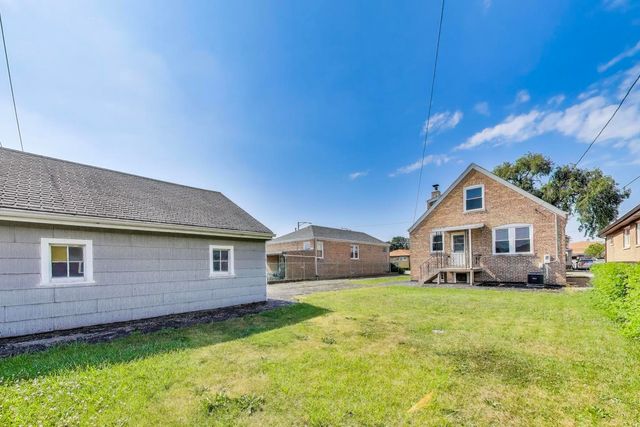 5949 W 55th Street, Chicago, IL 60638