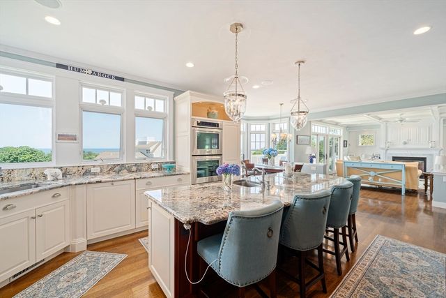 92 Emery Rd, Marshfield, MA 02050