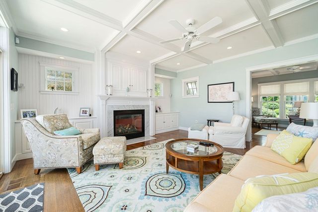 92 Emery Rd, Marshfield, MA 02050