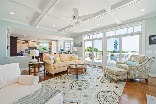 92 Emery Rd, Marshfield, MA 02050