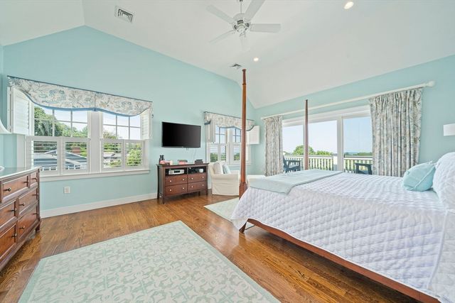 92 Emery Rd, Marshfield, MA 02050