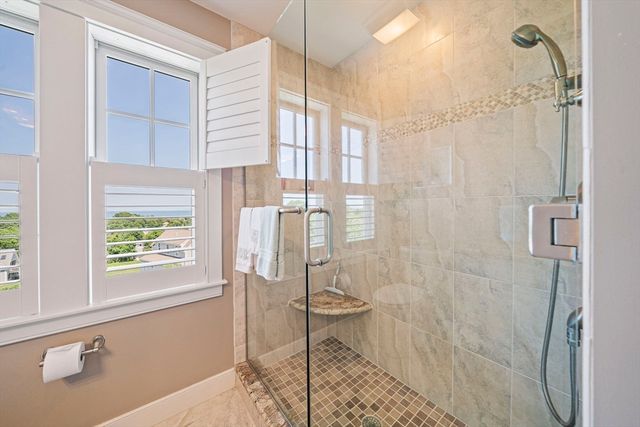 92 Emery Rd, Marshfield, MA 02050