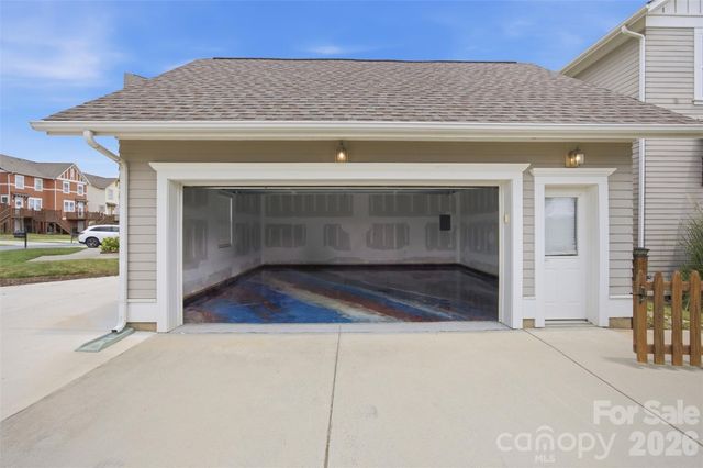 743 Waterscape Court, Rock Hill, SC 29730