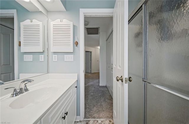 4524 Kidder DR, Virginia Beach, VA 23462