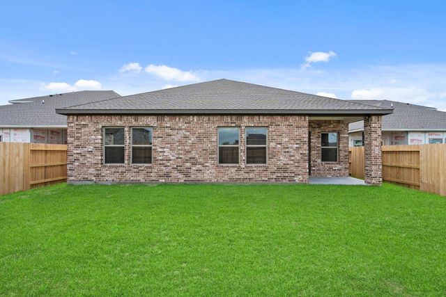 3526 Cardinal Pointe Drive, Angleton, TX 77515