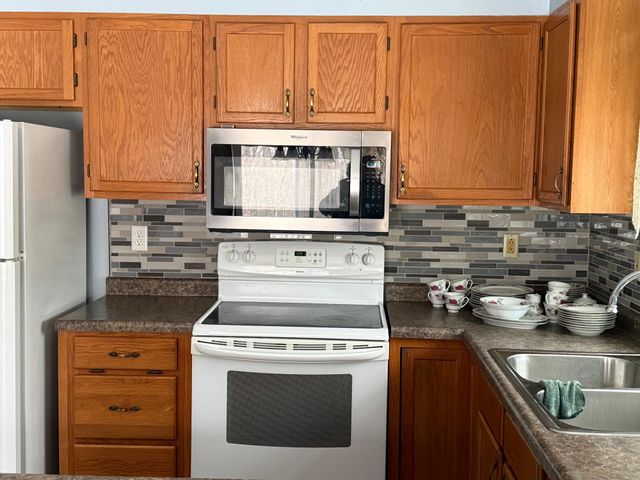 16236 305th Avenue, Detroit Lakes, MN 56501