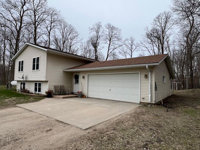 16236 305th Avenue, Detroit Lakes, MN 56501