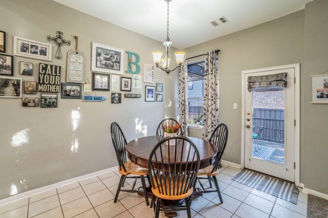 1620 Creekside Drive, Corinth, TX 76210