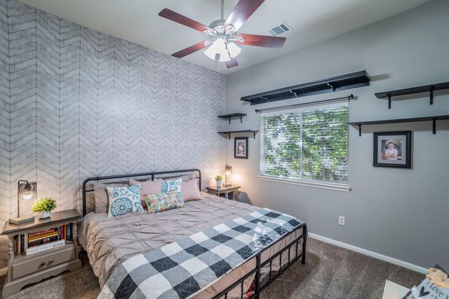 1620 Creekside Drive, Corinth, TX 76210