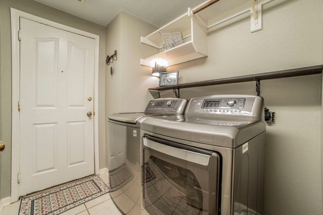 1620 Creekside Drive, Corinth, TX 76210