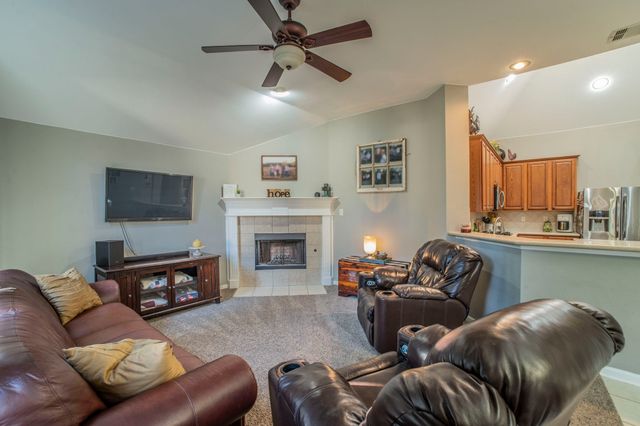 1620 Creekside Drive, Corinth, TX 76210
