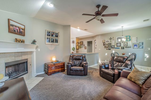 1620 Creekside Drive, Corinth, TX 76210