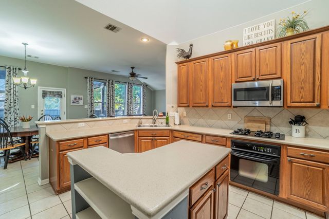 1620 Creekside Drive, Corinth, TX 76210