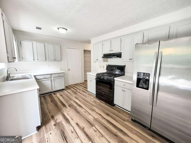 2945 Georgian Manor Drive, Alpharetta, GA 30022