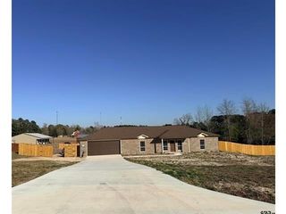 12421 Star Village Lane, Winona, TX 75792