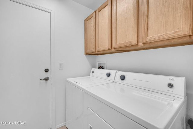 1012 W Mountain Stone Drive, Green Valley, AZ 85614