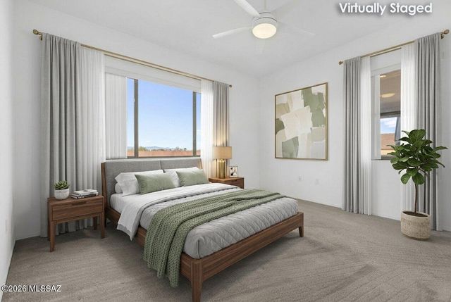 1012 W Mountain Stone Drive, Green Valley, AZ 85614