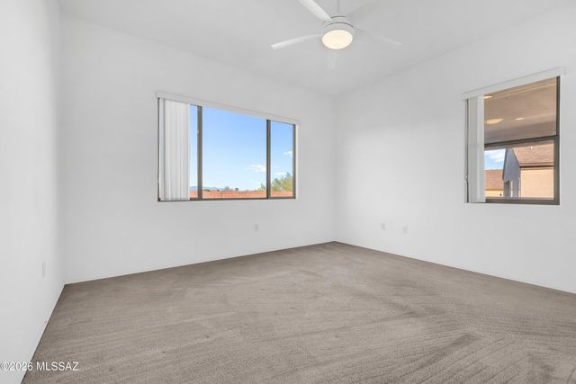 1012 W Mountain Stone Drive, Green Valley, AZ 85614