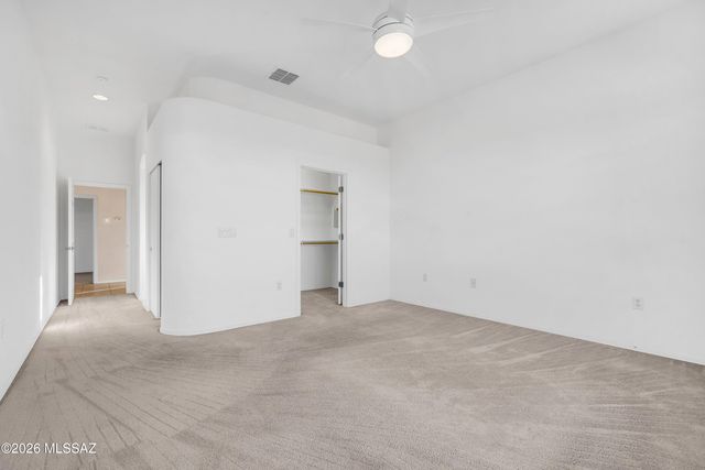 1012 W Mountain Stone Drive, Green Valley, AZ 85614